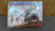 ICM 1/35 - Katiusza na bazie angielskiej ciężarówki W.O.T. z obsługą