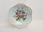 Patery porcelanowa ażurowa VEB Lichte GDR, motyw kwiatowy