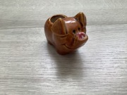 Świnka z kamionki kamionka figurka