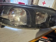 lampa prawa przód volvo s60 I gen