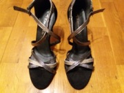 Czarno-złote letnie szpilki Tamaris