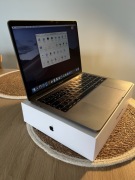 MacBook Pro 13.3 Cala, TouchBar, Intel i5, 16GB RAM, 256GB SSD