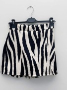 Spódniczko szorty uni zebra 