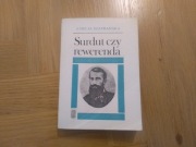 Surdut czy rewerenda Amelia Szafrańska