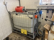 Zbiornik 700l z pompa hydroforem i osprzętem.