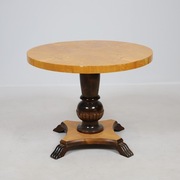 Stary stolik okragly