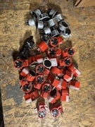 Zestaw nowych gniazd DIN