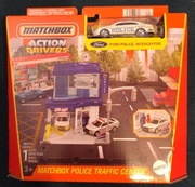 MATCHBOX PRAWDZIWE PRZYGODY ZESTAW ACTION DRIVERS POSTERUNEK POLICJI FORD