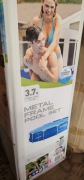 Basen Intex 3,7m