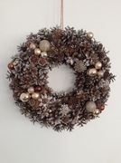 Wianek wieniec 33 cm z szyszek  Boże Narodzenie