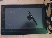 Tablet graficzny WACOM Cintiq 16 (+ rysik, kable, zapasowe niby do rysika)