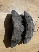 Zaciski Audi q7 4m L+P