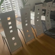 Sprzedam krzesła do kuchni lub jadalni