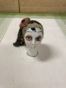 Głowa kobiety porcelana antyk