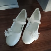 Buty komunijne 36 nelli blu białe na obcasie dziewczęce Boże Ciało