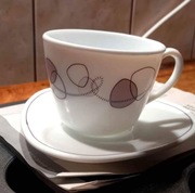 Śliczna zastawa stołowa 