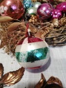 PRL  szklana bombka ręcznie malowana 