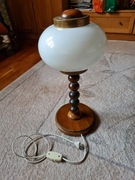 Lampka nocna stojąca z PRL z elementami drewnianymi