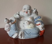 budda z dziećmi figurka 