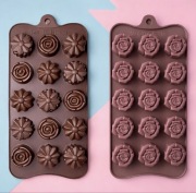 1 szt Forma silikonowa do czekoladek róże i kwiaty 21 x 10.5 cm