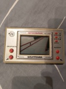 Auto Slalom - ruska gierka elektroniczna z czasów PRL i ZSRR 