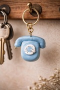 Brelok figurka wisiorek zawieszka kształt telefon stary prl retro
