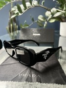 Okulary przeciwsłoneczne Prada