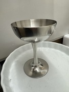 Nowe metalowe puchary na desery