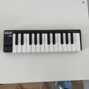 AKAI Professional LPK25 Mini Keyboard MIDI USB Kontroler Klawiszowy