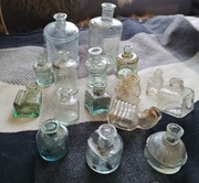 Zestaw starych kałamarzy 