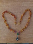 Naszyjnik i bransoletka z bursztynu. W komplecie eleganckie pudełko.