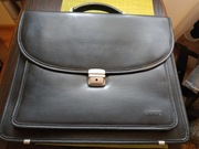 Torba Biznesowa Daag Skórzana na Dokumenty Laptopa Czarna nie używana 