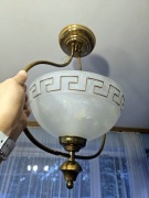 Lampa wisząca złota w stylu greckim na żarówkę E27