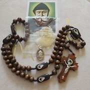 Różaniec medalik olej św.Charbela z Libanu 