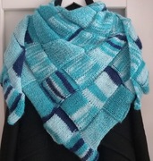 duża Chusta otulacz i czapka, wełna+akryl, rękodzieło, błękit i granat