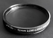 Filtr polaryzacyjny Tiffen 52 mm, wkręcany, szkło w stanie bdb.