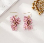 Różowe kolczyki wiszące