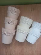 Zestaw 7 doniczek plastikowych bez podstawek 3 kolory