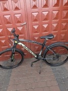 Rower Arkus treis