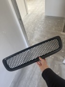 Atrapa grilla volvo s40/v50 po lift plaster miodu