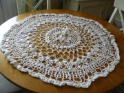 Ręcznie robiona na szydełku handmade serweta biała średnica 105 cm
