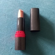 Avon szminka Sparkle Nude