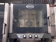 Piec konwekcyjno-parowy, elektryczny 5xGN UNOX Cheflux + podstawa