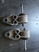 Tuleje wspornik belki tył Passat b5 2 szt.