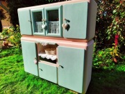 Kredens pastelowy drewniany pomocnik do kuchni cukierni jadalni