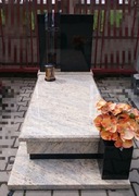 Nagrobek kashmir gold 