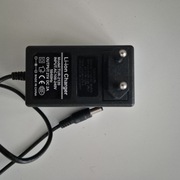 Ładowarka DC 21V 2A