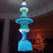 Szydełkowa ozdoba, lampa, rękodzieło 