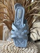 Klapki na letnie upalne dni