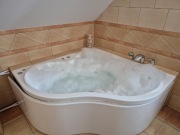 Wanna z hydromasażem PoolSpa – domowe SPA gotowe od zaraz!